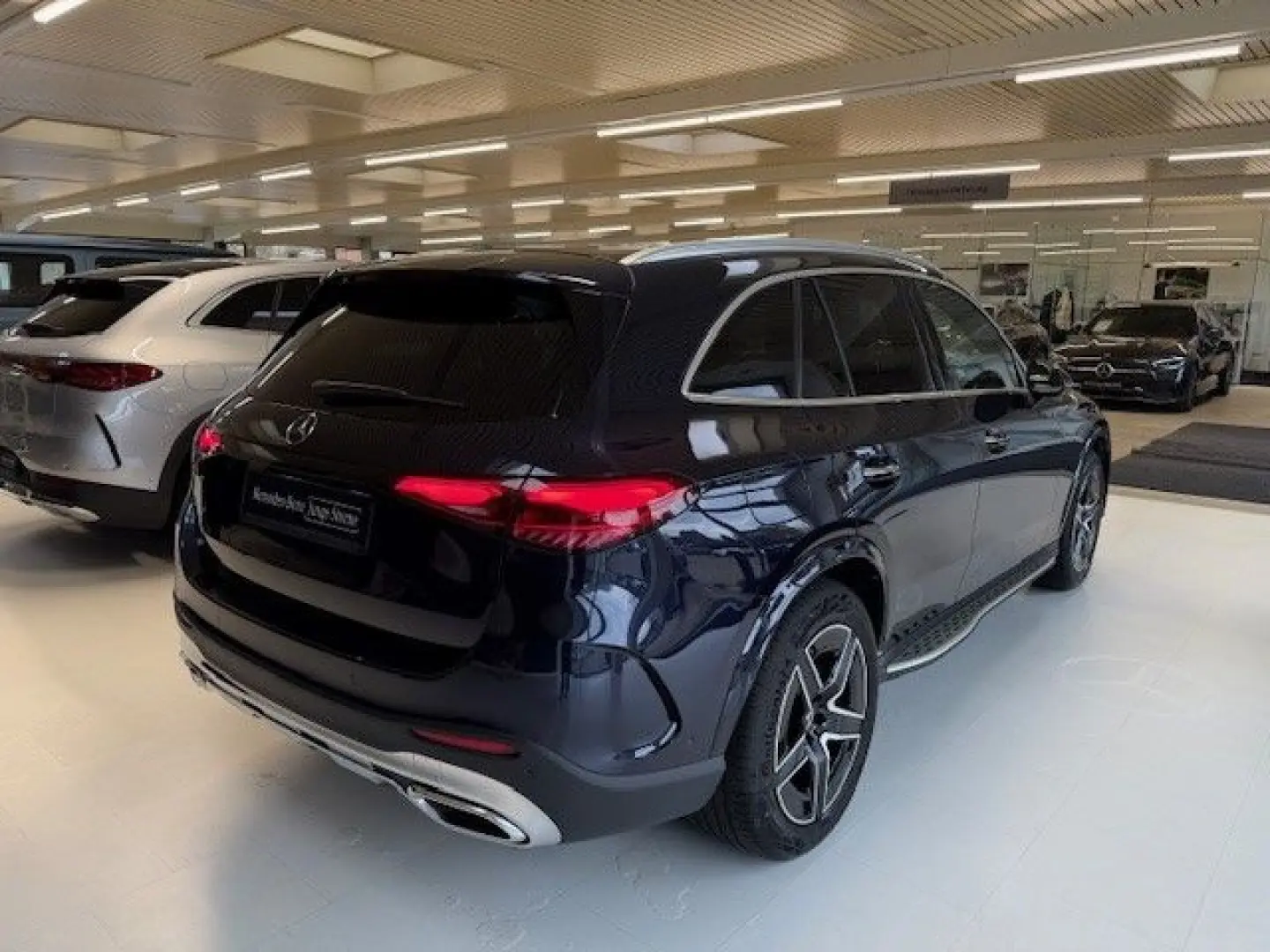 GLC 300 4M AMG Pano Standhz AHK Distronic Winter