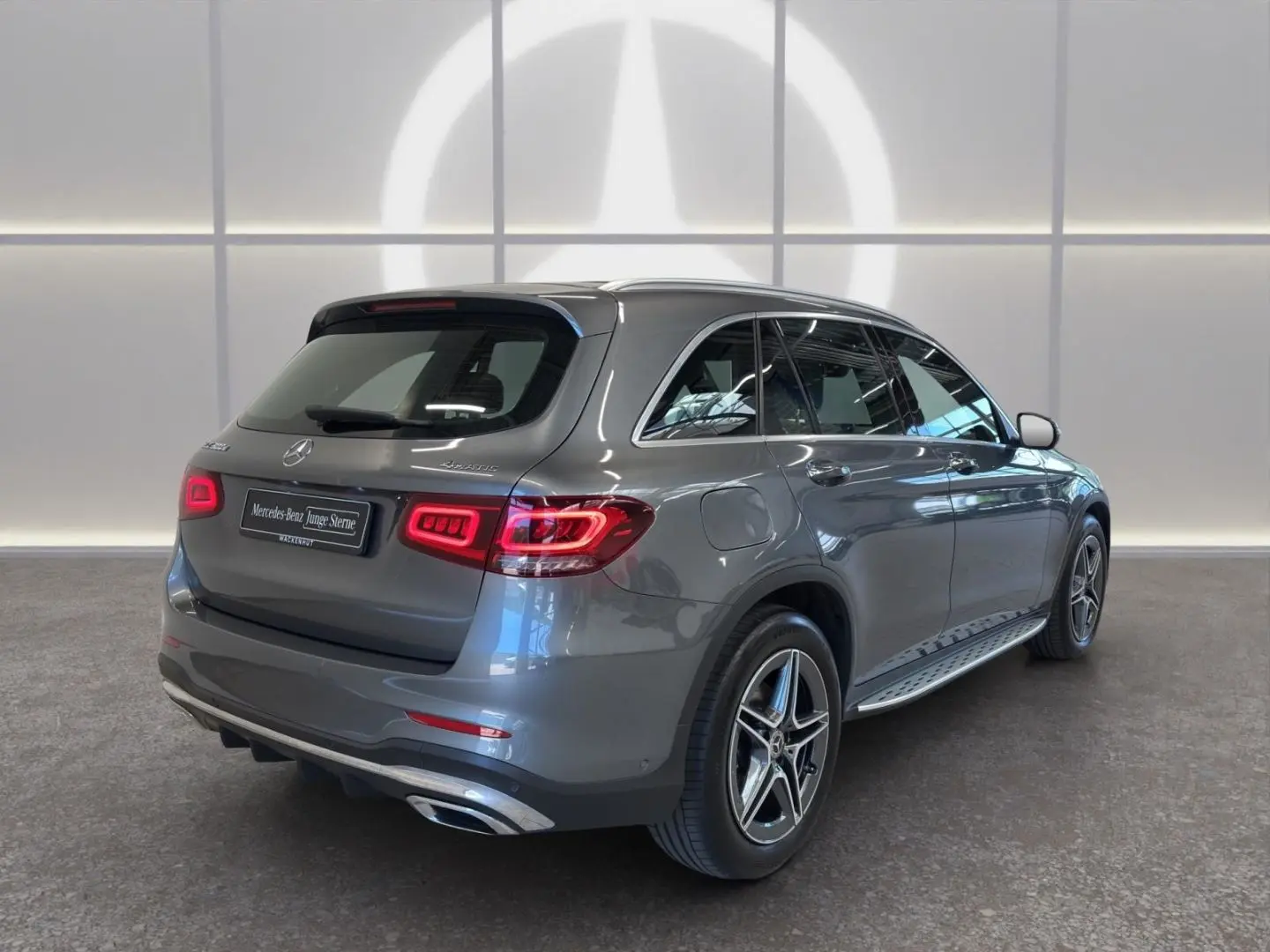 GLC 300 d 4M AMG BUS+PANO+RFK+VERK.AS+MULTIB+BUR