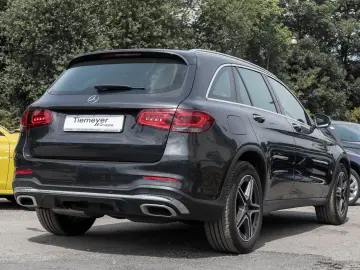 GLC 300 d AMG PANO LUFT BUMESTER AHK