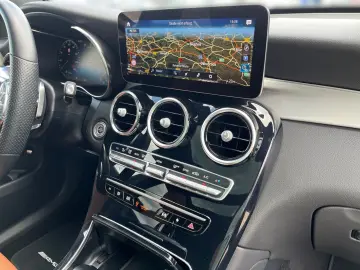 GLC 220 d 4M AMG+MBUX+digCock+Pano+HUD+Key+SOUND