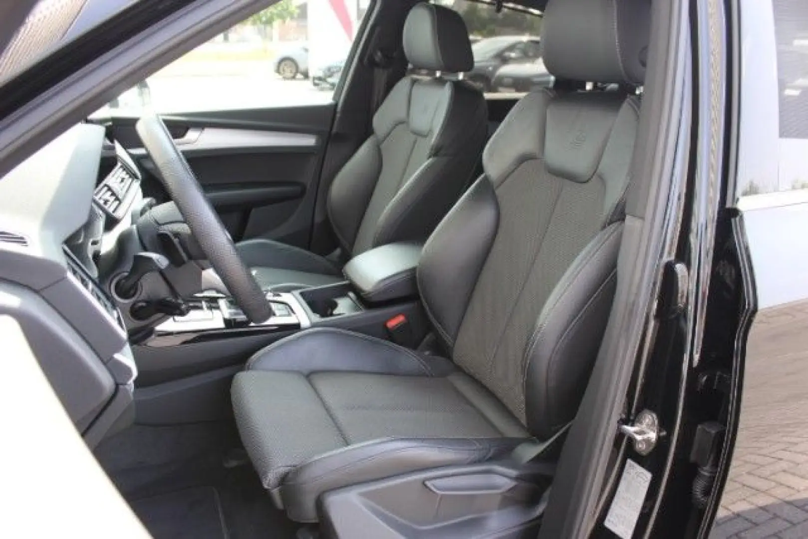 Q5 Sportback 40 TDI quattro S tronic MLED ACC LM
