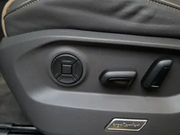 Touareg 3.0TDI Elegance Allradlenkung AHK LUFTFE
