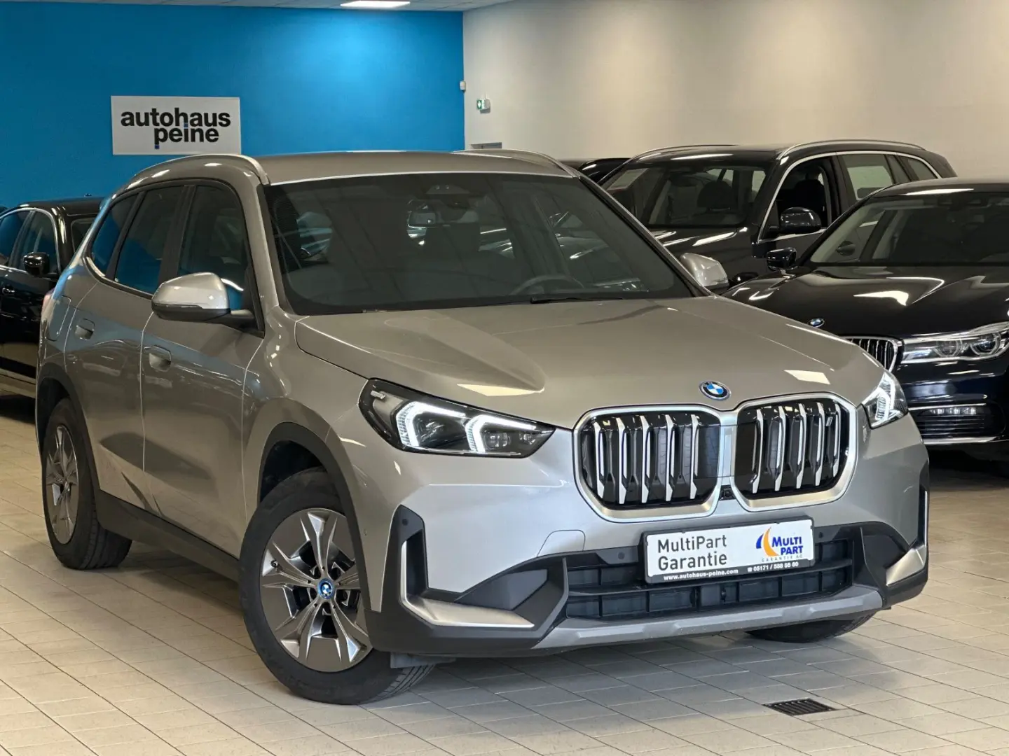iX1 30 xDrive HUD/ParkSyst/SportSitze/KeyLessGo