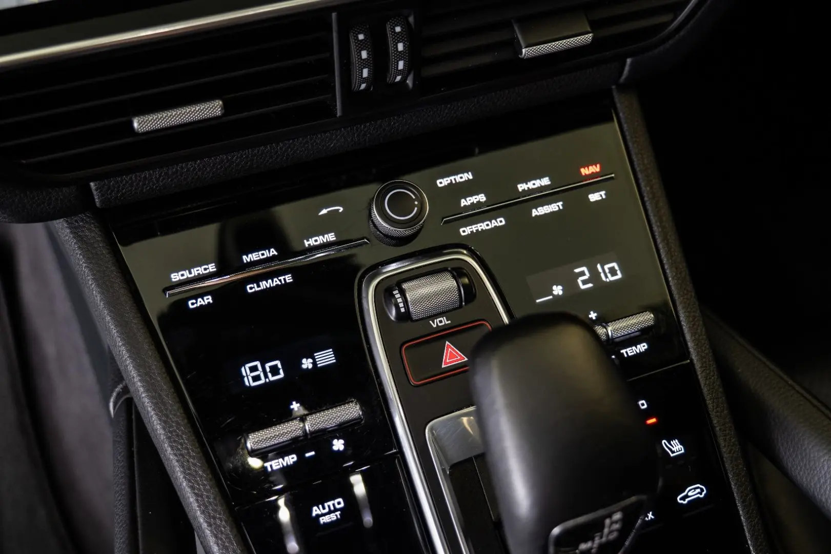 Cayenne 250kW/LED/CarPlay/Pano/Heated seats