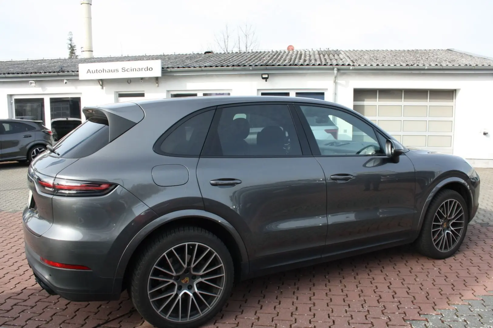 Cayenne *NAVI*PASM*AHK*BOSE*PANORAMA*PDLS*KAMERA