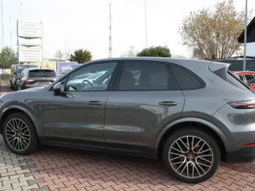 Cayenne *NAVI*PASM*AHK*BOSE*PANORAMA*PDLS*KAMERA