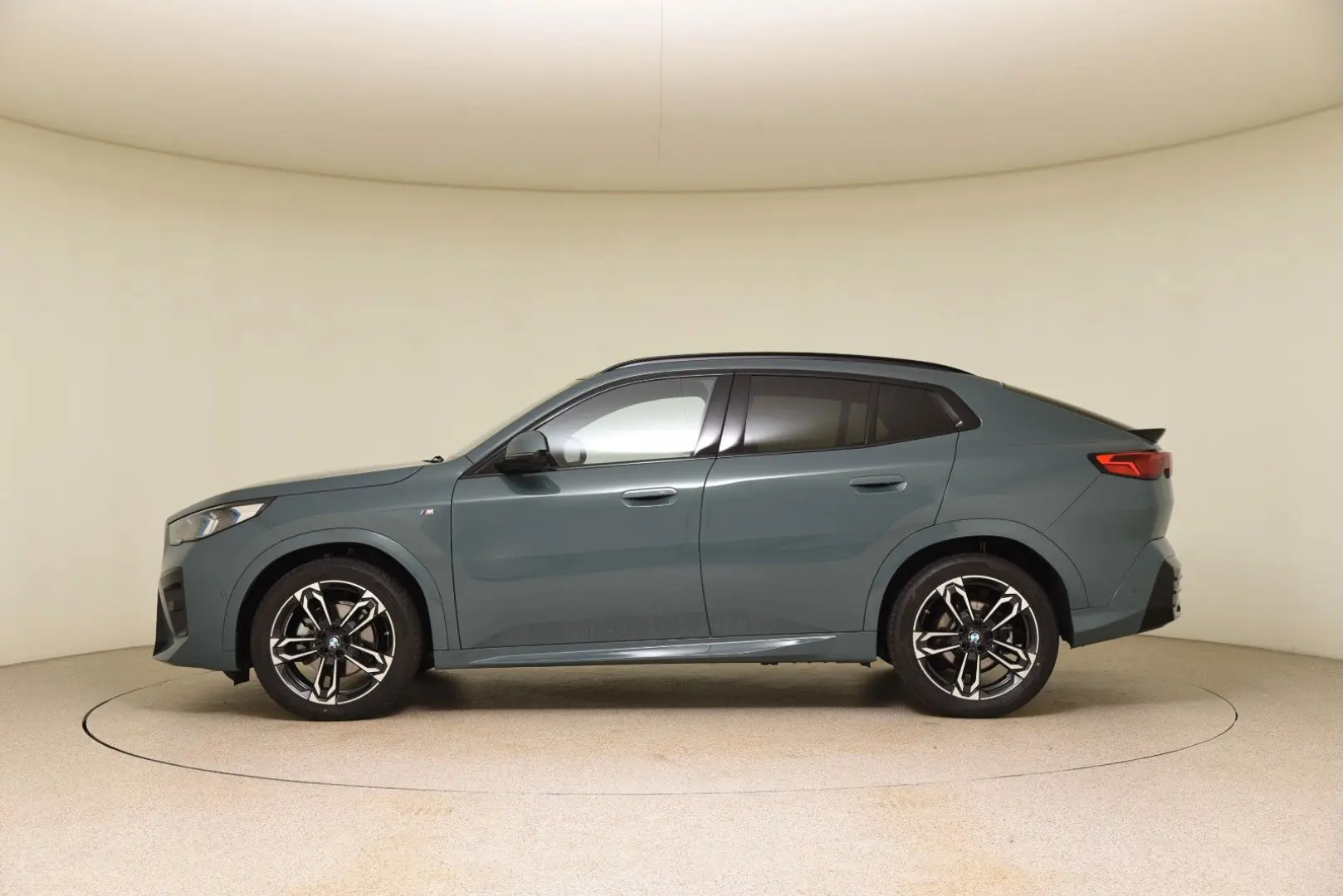 X2 sDrive18d M Sportpaket DriveAssProf AHK Pano