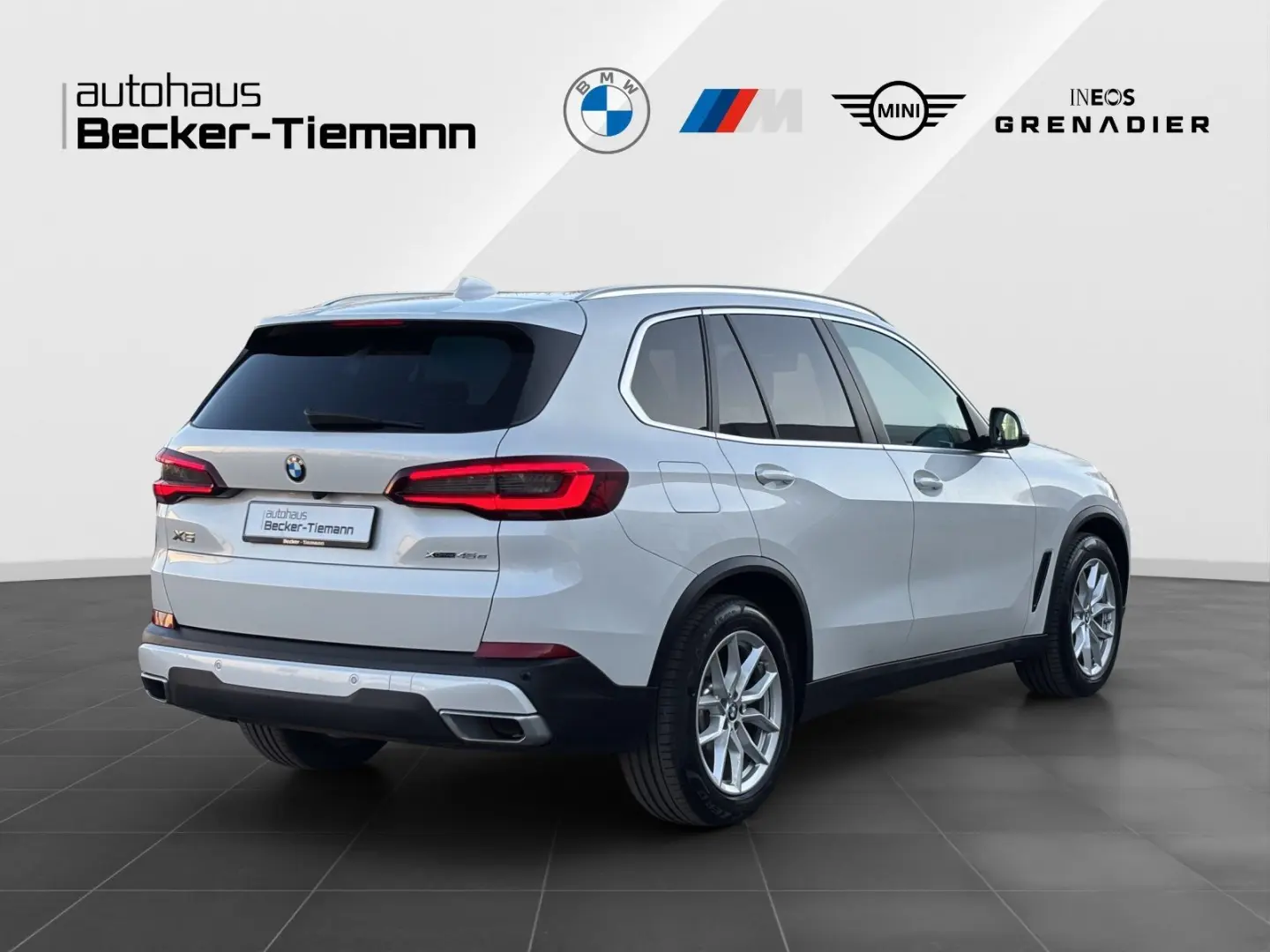 X5 xDrive45e B&W HiFi | Pano.Dach SkyL. | 2-A Lu