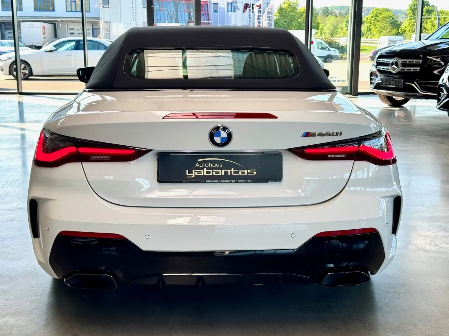 M440 i M HARMAN DAB LEDER Parkassistent FERNLICH
