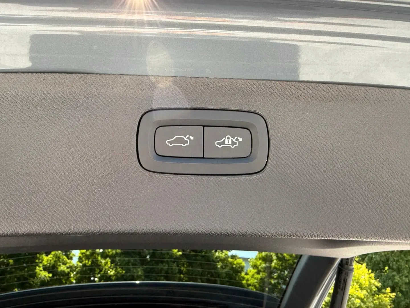 XC90 T8 AWD PLUS DARK+7SITZE+360°CAM+22