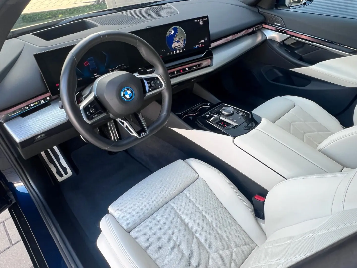 550e Lim. xDrive M Sport*Pano*H/K*Sitzbelüftung*