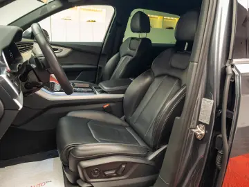 AUDI Q7 50TDI SLine