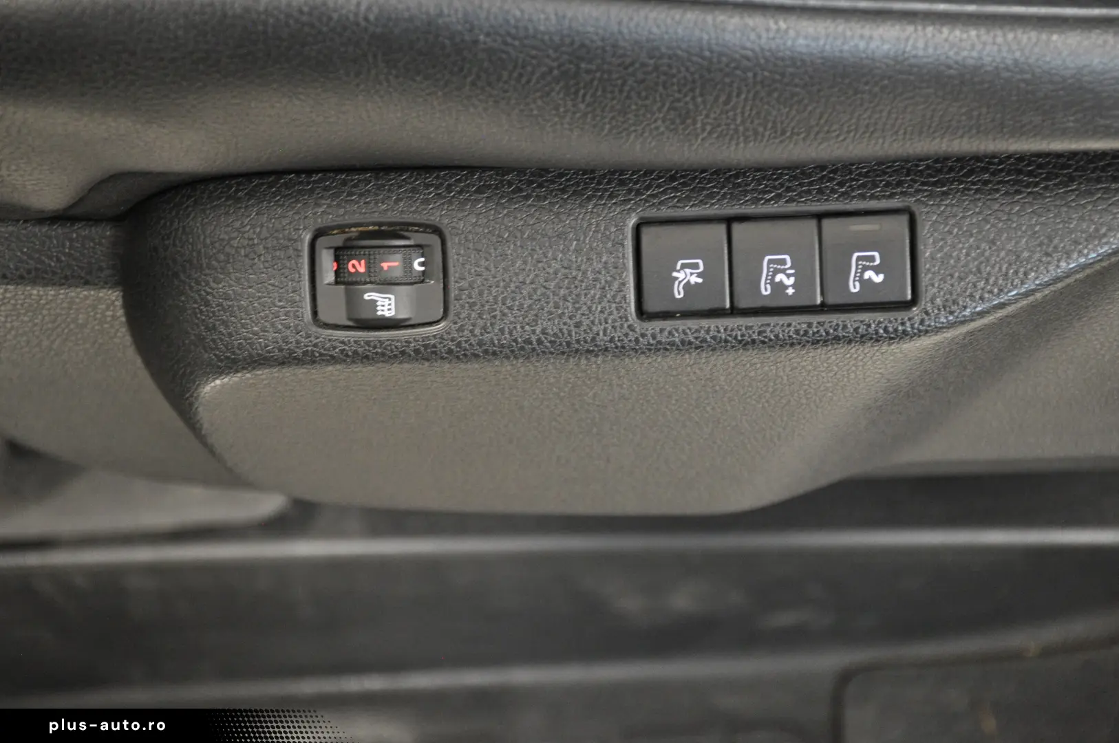 STOC 2021 177CP AT 7 1 FULL PIELE MASAJ PANORAMA HeadUp