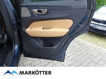 XC60 B4 AWD Ultimate Dark AHK/LHZ/STHZ/B&W/PANO
