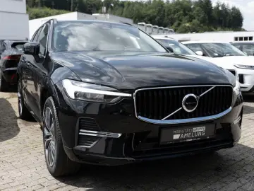 XC60 B4 Momentum Pro NAVI W-LAN FACEL. LED PANO