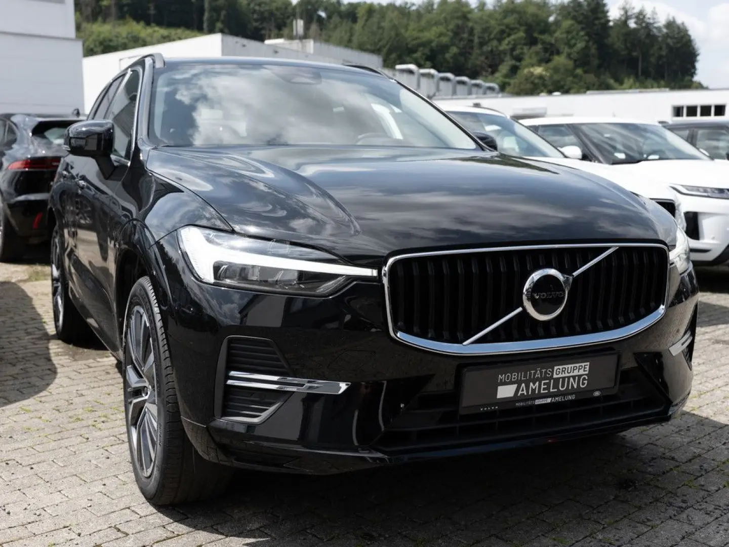 XC60 B4 Momentum Pro NAVI W-LAN FACEL. LED PANO