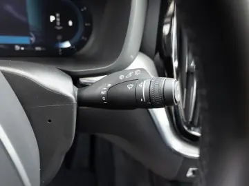 XC60 B4 Momentum Pro NAVI W-LAN FACEL. LED PANO