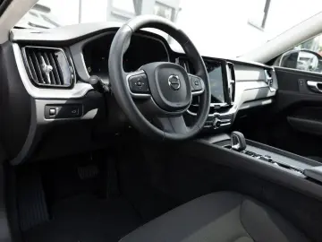 XC60 B4 Momentum Pro NAVI W-LAN FACEL. LED PANO