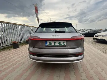 Audi E tron 50 QUATTRO 50 PLUS LAUNCH EDITION 71 KW