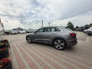Audi E tron 50 QUATTRO 50 PLUS LAUNCH EDITION 71 KW