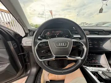 Audi E tron 50 QUATTRO 50 PLUS LAUNCH EDITION 71 KW