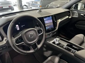 XC60 T8 Polestar Engineered Recharge AWD B&W AHK