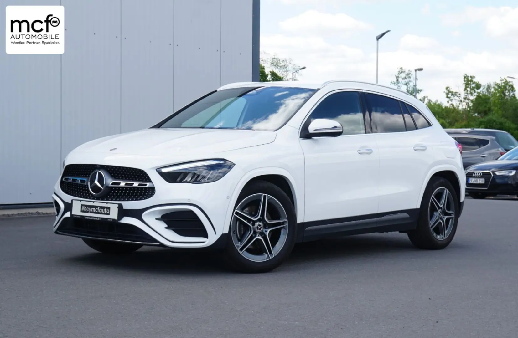 GLA 200 AMG Line DCT *LED*Navi*Totwinkel.*AHK*