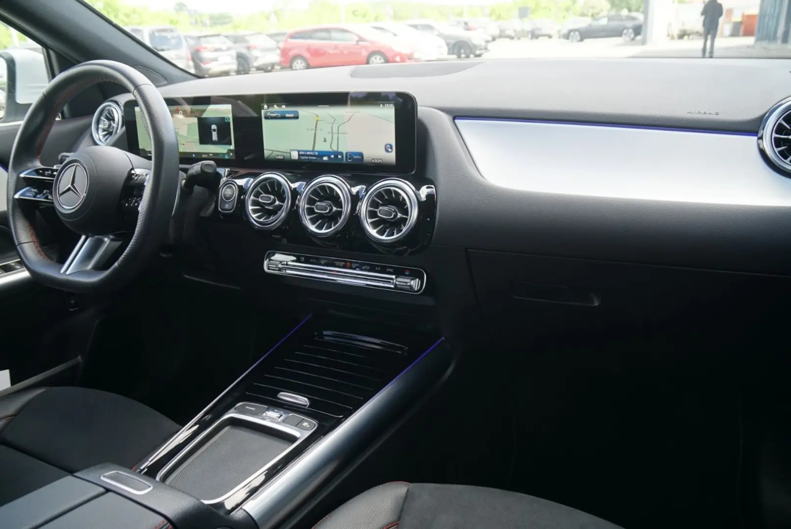 GLA 200 AMG Line DCT *LED*Navi*Totwinkel.*AHK*