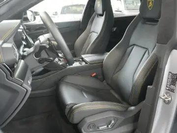 Urus  4.0 V8 Sport*PANO*SOFT*B&O*23