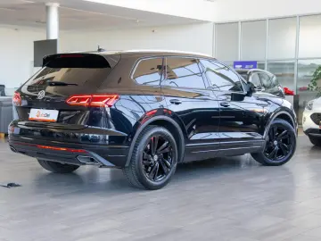 Volkswagen Touareg 3.0TDI 4Motion Tiptronic 