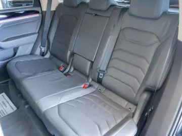 Volkswagen Touareg 3.0TDI 4Motion Tiptronic 