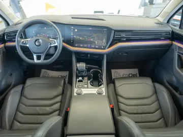 Volkswagen Touareg 3.0TDI 4Motion Tiptronic  Atmosphere