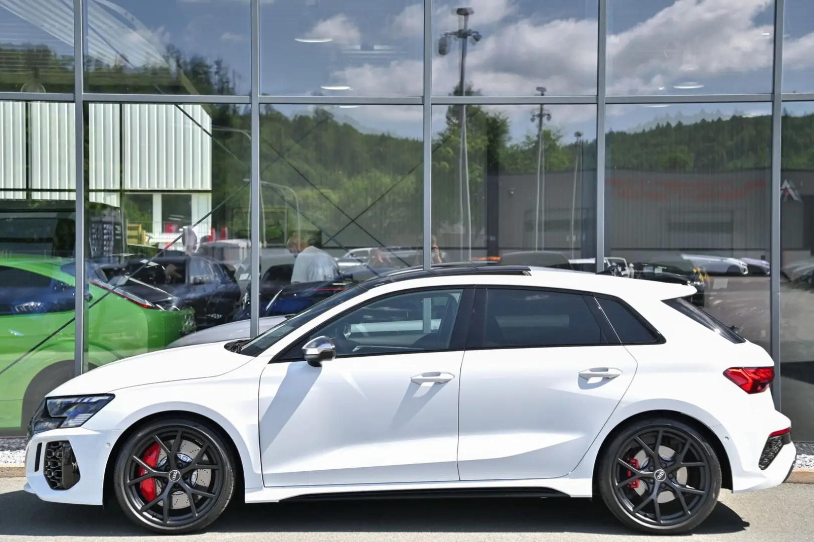 RS3 Sportback 2.5 TFSI Pano* Matrix* 280 km/h*