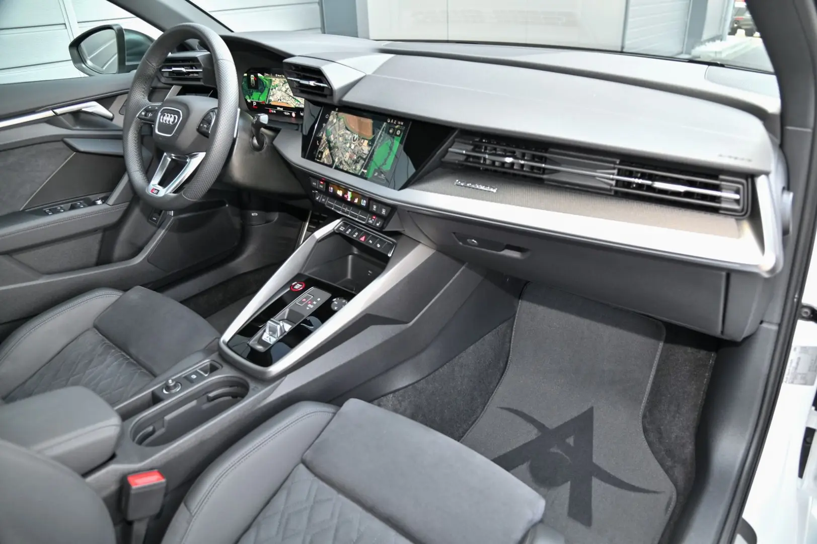 RS3 Sportback 2.5 TFSI Pano* Matrix* 280 km/h*