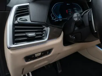 X5 xD45e M Sport 360°Laser HUD DAB HiFi AHK 22