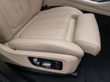 X5 xD45e M Sport 360°Laser HUD DAB HiFi AHK 22
