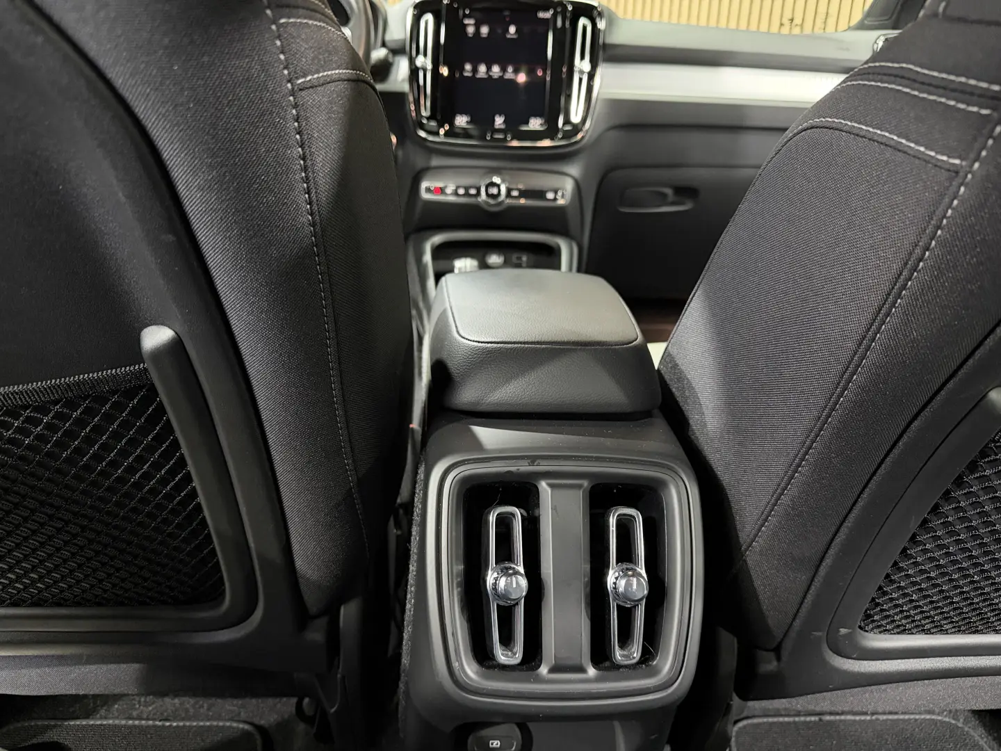 Volvo XC 40 T2 AT8 Momentum
