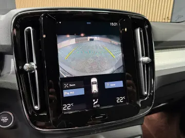 Volvo XC 40 T2 AT8 Momentum