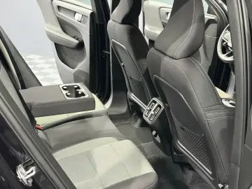 Volvo XC 40 T2 AT8 Momentum