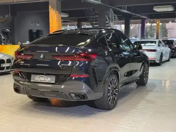BMW X6 40i xD M Sport Pro~PANO SKY~H&K~360~HUD~21