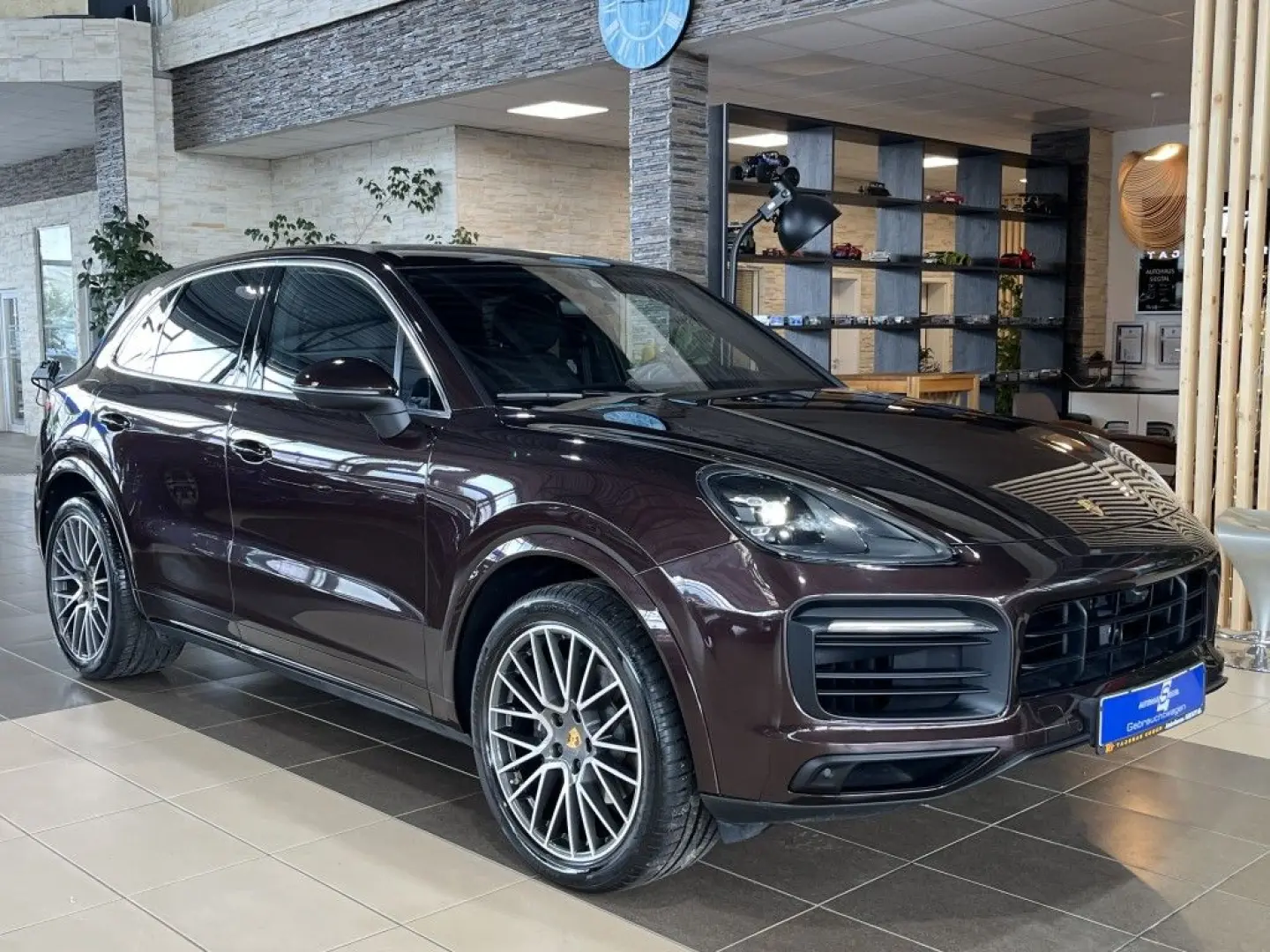 Cayenne Exklusive Manufaktur HUD Leder BOSE Pano
