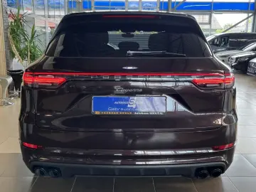 Cayenne Exklusive Manufaktur HUD Leder BOSE Pano