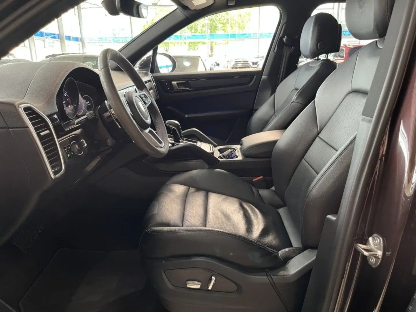 Cayenne Exklusive Manufaktur HUD Leder BOSE Pano