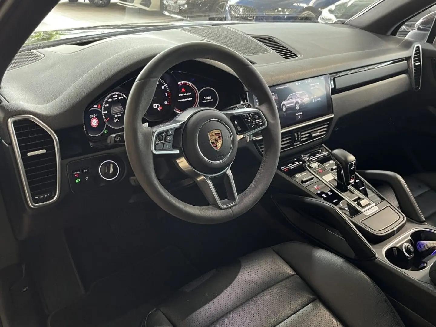 Cayenne Exklusive Manufaktur HUD Leder BOSE Pano