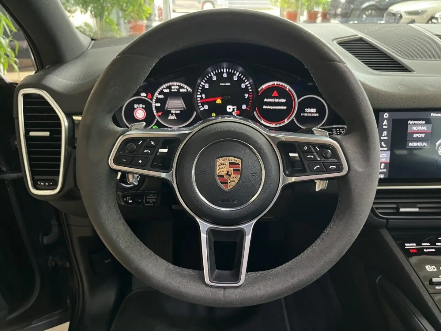 Cayenne Exklusive Manufaktur HUD Leder BOSE Pano