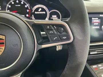 Cayenne Exklusive Manufaktur HUD Leder BOSE Pano