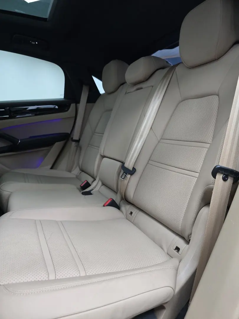 Cayenne Coupe Platinum Edition*Porsche Approved*