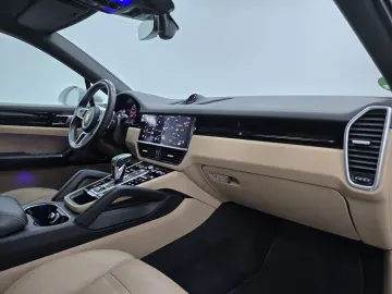 Cayenne Coupe Platinum Edition*Porsche Approved*