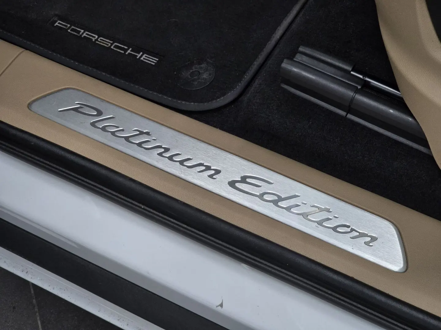 Cayenne Coupe Platinum Edition*Porsche Approved*