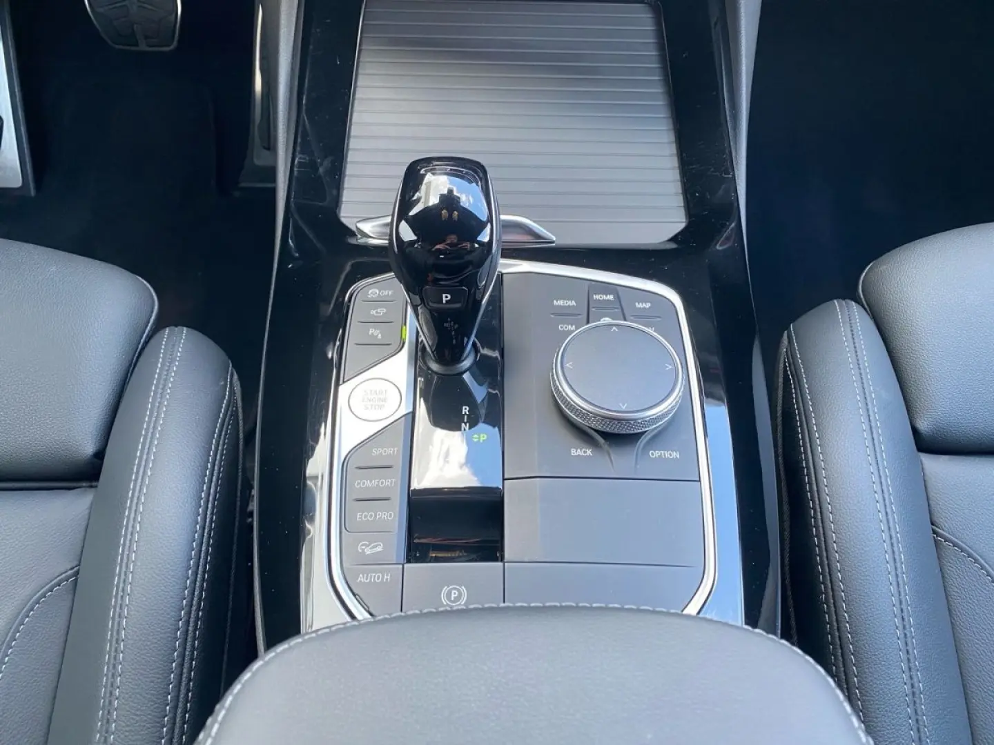 X3 M40i DA Prof PA+ HUD Pano AHK Komfzg Laser Hi